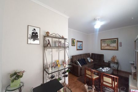 Casa à venda com 264m², 4 quartos e 2 vagas Casa à venda com 264m², 4 quartos e 2 vagasSala 2