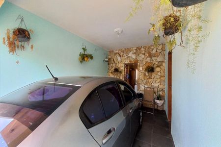 Casa à venda com 264m², 4 quartos e 2 vagas Casa à venda com 264m², 4 quartos e 2 vagasGaragem