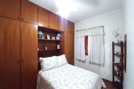 Casa à venda com 264m², 4 quartos e 2 vagas Casa à venda com 264m², 4 quartos e 2 vagasSuíte