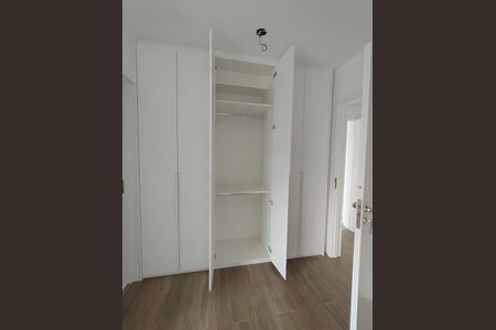Apartamento para alugar com 74m², 2 quartos e 1 vagaQuarto