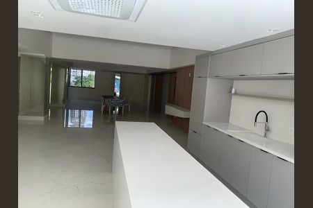 Apartamento para alugar com 74m², 2 quartos e 1 vagaÁrea comum
