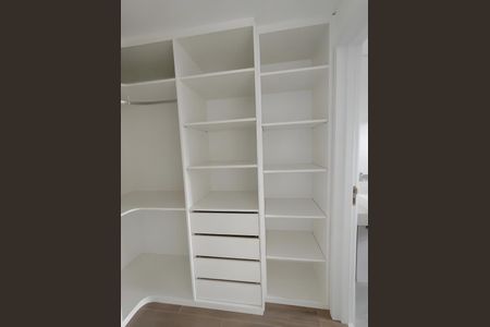 Apartamento para alugar com 74m², 2 quartos e 1 vagaQuarto