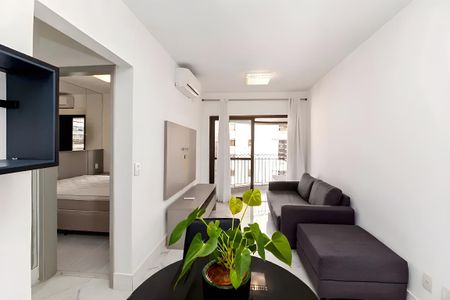 Sala de apartamento para alugar com 1 quarto, 42m² em Itaim Bibi, São Paulo