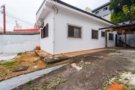 Casa para alugar com 70m², 2 quartos e 3 vagas Casa para alugar com 70m², 2 quartos e 3 vagasÁrea Externa