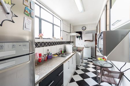 Apartamento à venda com 126m², 3 quartos e 3 vagasCozinha e Área de Serviço