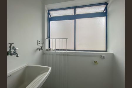 Apartamento à venda com 59m², 2 quartos e 1 vaga Apartamento à venda com 59m², 2 quartos e 1 vagaÁrea de Serviço