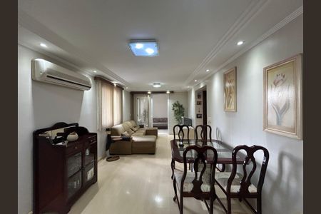 Apartamento à venda com 123m², 2 quartos e 1 vagaSala