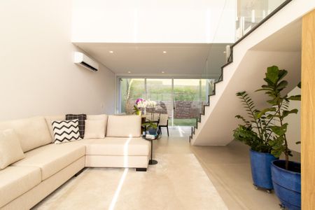 Sala de casa de condomínio à venda com 2 quartos, 198m² em Loteamento Caminhos de São Conrado (sousas), Campinas