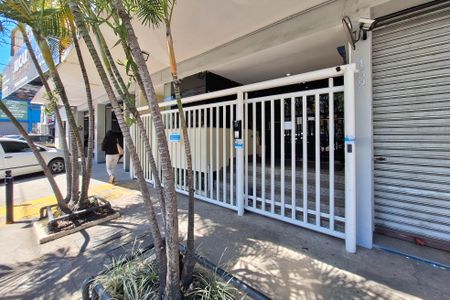 Apartamento para alugar com 79m², 2 quartos e 1 vagaFachada