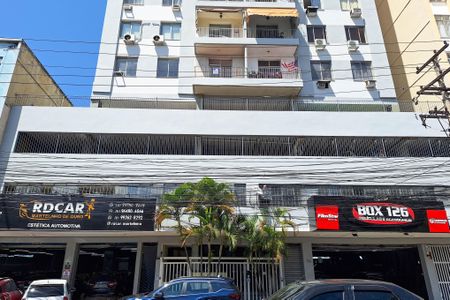 Apartamento para alugar com 79m², 2 quartos e 1 vagaFachada