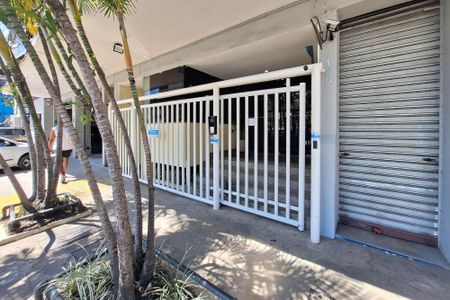 Apartamento para alugar com 79m², 2 quartos e 1 vagaFachada