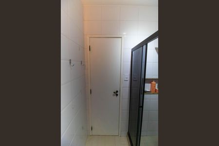 Apartamento à venda com 75m², 2 quartos e sem vaga Apartamento à venda com 75m², 2 quartos e sem vagaBanheiro Social