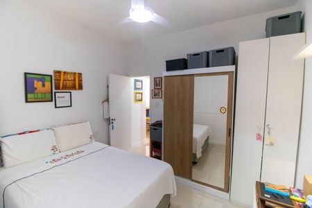 Apartamento à venda com 75m², 2 quartos e sem vaga Apartamento à venda com 75m², 2 quartos e sem vagaSuíte