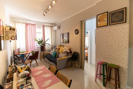 Apartamento à venda com 75m², 2 quartos e sem vaga Apartamento à venda com 75m², 2 quartos e sem vagaSala