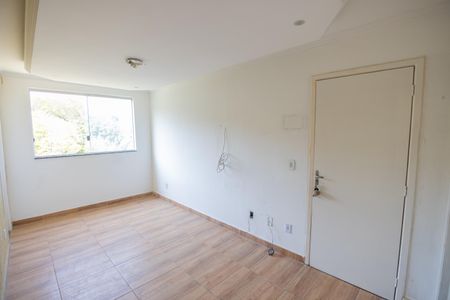 Sala de apartamento para alugar com 2 quartos, 43m² em Campo Grande, Rio de Janeiro