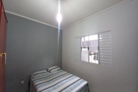 Casa à venda com 40m², 3 quartos e 2 vagas Casa à venda com 40m², 3 quartos e 2 vagasQuarto 3