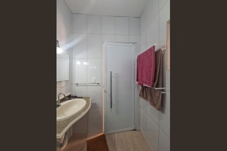 Casa para alugar com 58m², 2 quartos e sem vagaBanheiro Social