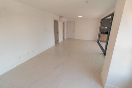 Sala de apartamento à venda com 2 quartos, 112m² em Cambuí, Campinas