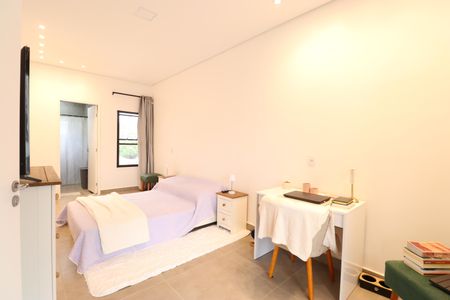 Casa à venda com 168m², 3 quartos e 1 vagaSuíte