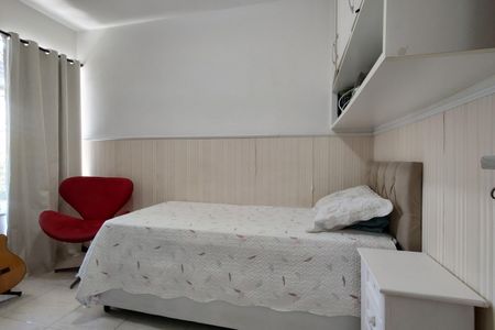 Casa de condomínio à venda com 132m², 3 quartos e 1 vaga Casa de condomínio à venda com 132m², 3 quartos e 1 vagaQuarto 2