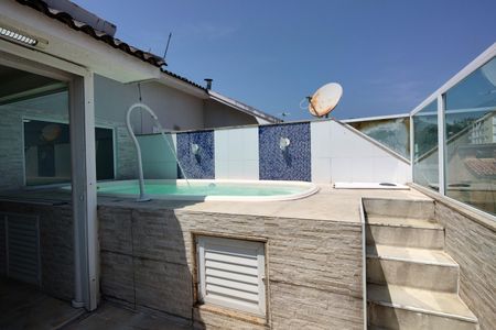 Casa de condomínio à venda com 132m², 3 quartos e 1 vaga Casa de condomínio à venda com 132m², 3 quartos e 1 vagaÁrea Externa