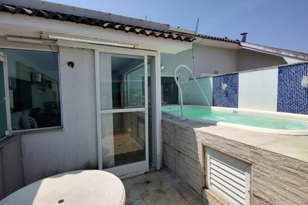 Casa de condomínio à venda com 132m², 3 quartos e 1 vaga Casa de condomínio à venda com 132m², 3 quartos e 1 vagaÁrea Externa