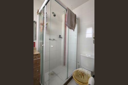 Casa de condomínio à venda com 132m², 3 quartos e 1 vagaBanheiro da Suíte