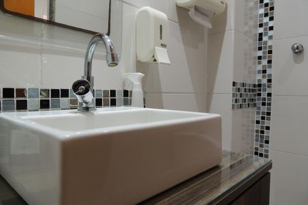 Casa de condomínio à venda com 132m², 3 quartos e 1 vagaLavabo