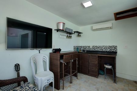 Casa de condomínio à venda com 132m², 3 quartos e 1 vaga Casa de condomínio à venda com 132m², 3 quartos e 1 vagaEspaço Gourmet