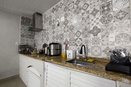 Casa de condomínio à venda com 132m², 3 quartos e 1 vaga Casa de condomínio à venda com 132m², 3 quartos e 1 vagaCozinha 2