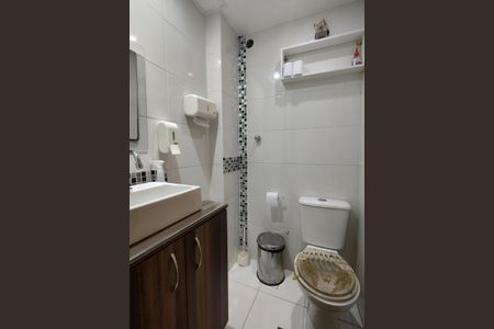 Casa de condomínio à venda com 132m², 3 quartos e 1 vagaLavabo