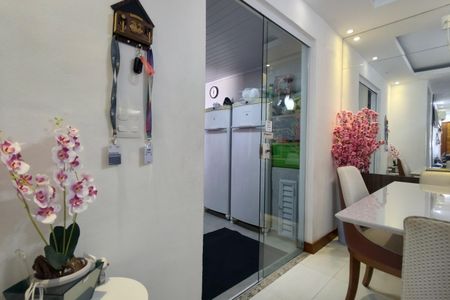 Casa de condomínio à venda com 132m², 3 quartos e 1 vaga Casa de condomínio à venda com 132m², 3 quartos e 1 vagaSala de Jantar