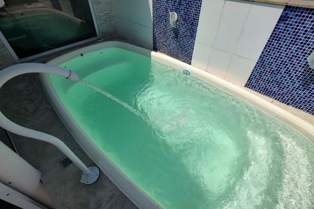 Casa de condomínio à venda com 132m², 3 quartos e 1 vaga Casa de condomínio à venda com 132m², 3 quartos e 1 vagaÁrea Externa