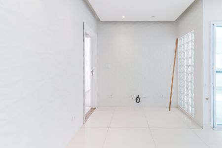 Casa à venda com 400m², 3 quartos e 4 vagas Casa à venda com 400m², 3 quartos e 4 vagasSala