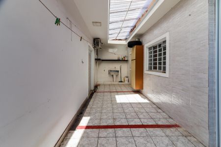 Casa à venda com 400m², 3 quartos e 4 vagas Casa à venda com 400m², 3 quartos e 4 vagasQuintal e Lavanderia