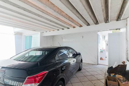 Casa à venda com 400m², 3 quartos e 4 vagas Casa à venda com 400m², 3 quartos e 4 vagasGaragem