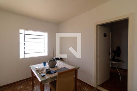 Casa à venda com 101m², 3 quartos e 1 vaga