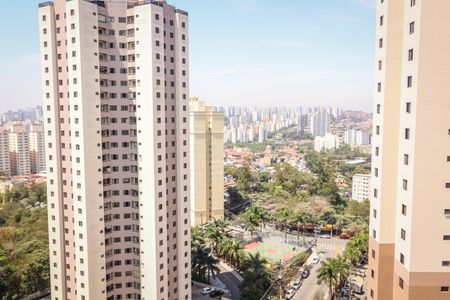 Vista de apartamento para alugar com 3 quartos, 110m² em Jardim Maria Rosa, Taboão da Serra