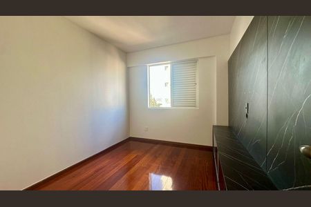 Apartamento para alugar com 140m², 4 quartos e 2 vagasQuarto 1