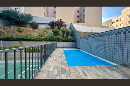 Apartamento para alugar com 140m², 4 quartos e 2 vagasÁrea comum - Piscina
