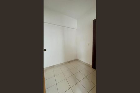 Apartamento para alugar com 140m², 4 quartos e 2 vagasQuarto de Serviço