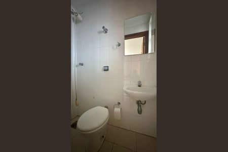 Apartamento para alugar com 140m², 4 quartos e 2 vagasBanheiro de Serviço