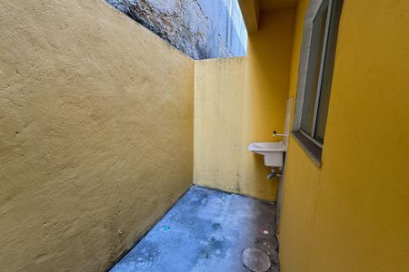 Casa para alugar com 71m², 2 quartos e 2 vagas Casa para alugar com 71m², 2 quartos e 2 vagasÁrea de Serviço