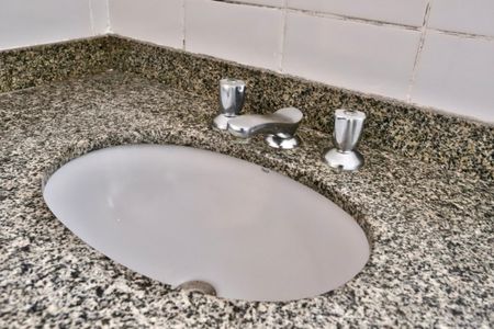 Apartamento à venda com 82m², 3 quartos e 1 vaga Apartamento à venda com 82m², 3 quartos e 1 vagaBanheiro Suíte