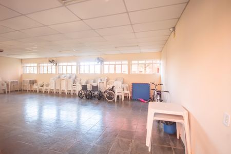 Apartamento à venda com 71m², 3 quartos e 1 vaga Apartamento à venda com 71m², 3 quartos e 1 vagaÁrea comum - Salão de festas