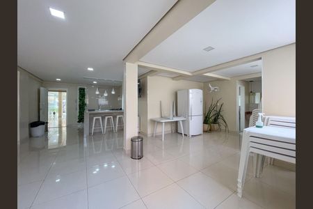 Apartamento à venda com 71m², 3 quartos e 1 vaga Apartamento à venda com 71m², 3 quartos e 1 vagaÁrea comum - Salão de festas
