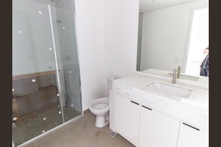 Banheiro de kitnet/studio para alugar com 1 quarto, 27m² em Brás, São Paulo