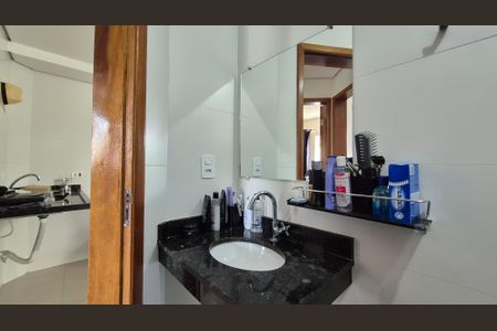 Apartamento à venda com 129m², 2 quartos e 1 vaga Apartamento à venda com 129m², 2 quartos e 1 vagaBanheiro