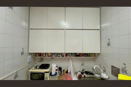 Apartamento à venda com 77m², 2 quartos e 2 vagasCozinha