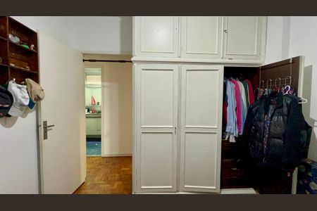 Apartamento à venda com 77m², 2 quartos e 2 vagasQuarto